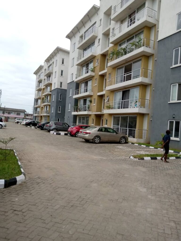 Troy-Court-tastefully-built-3-bedroom-apartment-3
