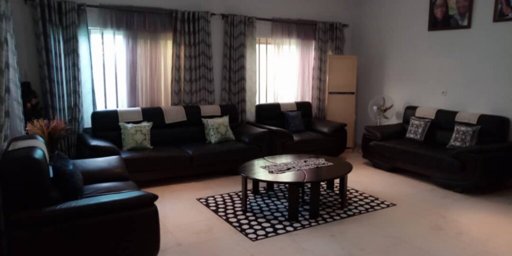 8rooms-palatial-home-for-sale-in-calavi-area-cotonou-benin-republic-7