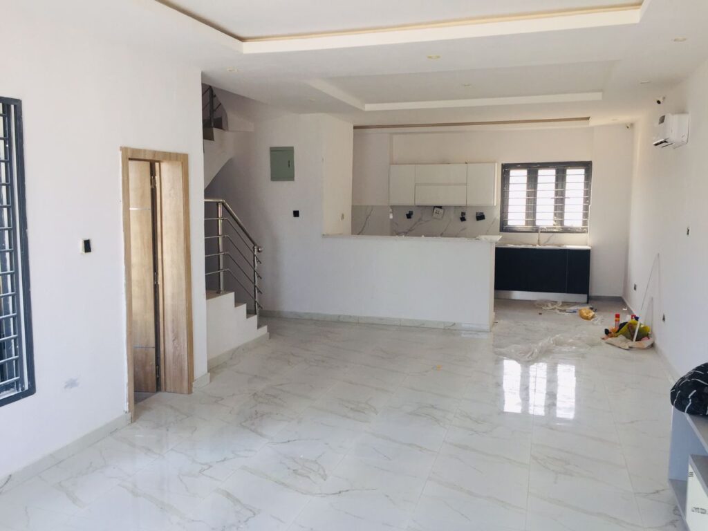 the-alverton-smart-terraces-behind-farapark-estate-sangotedo-2023-16