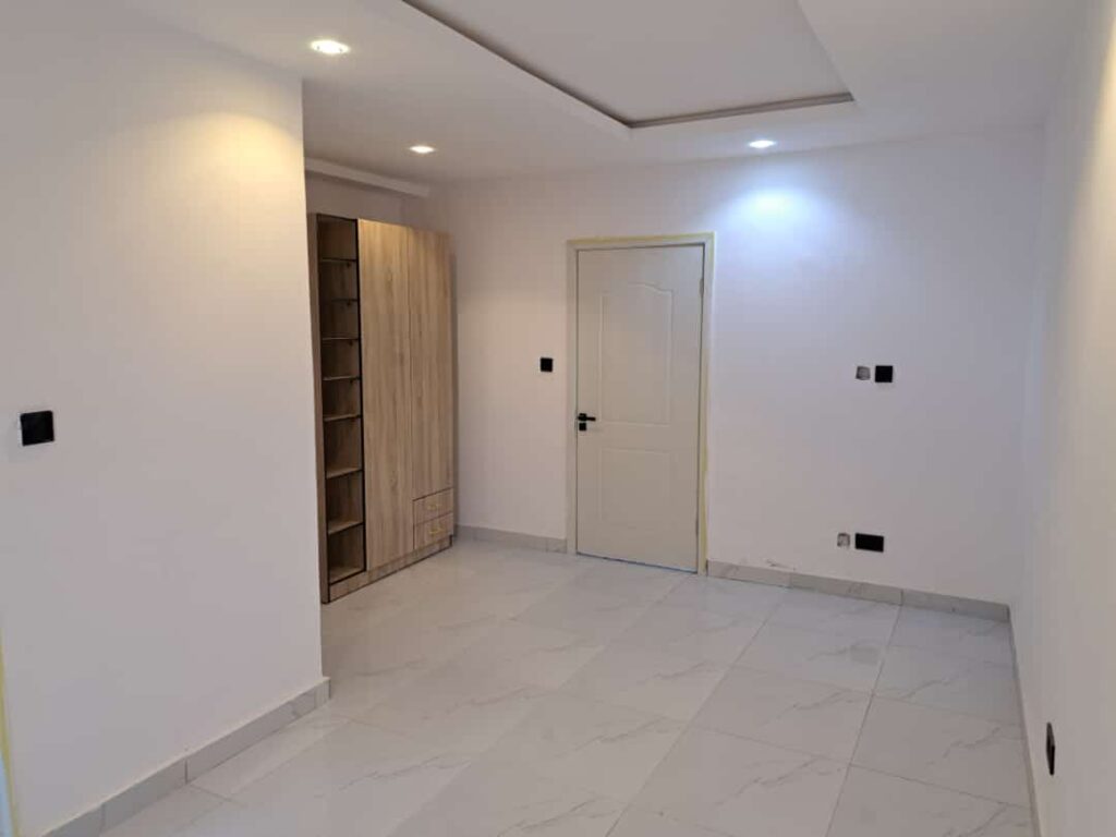 4bedroom-terrace-duplex-for-sale-fidiso-estate-amity-estate-abijo-sangotedo-lekki-2-1