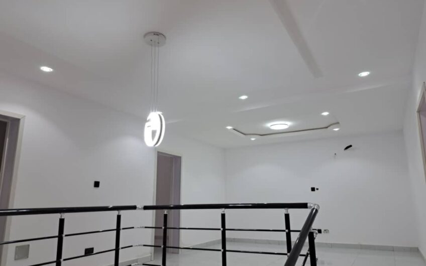 4 BEDROOM TERRACE DUPLEX FOR SALE IN FIDISO ESTATE, ABIJO LEKKI 