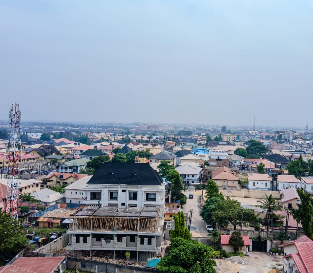 IVANA-COURT-Fully-Serviced-2-Bedroom-Apartments-In-Thomas-Estate-Ajah-JAN-2025-site-pics -4