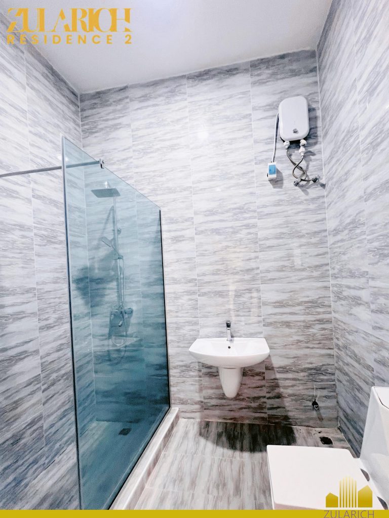 ZULARICH RESIDENCE 2 - APARTMENTS AND DUPLEX IN MONASTERY ROAD BY SHOPRITE SANGOTEDO! -4